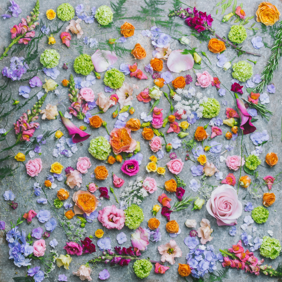 Compact Table Runner | Wild Things Flowers